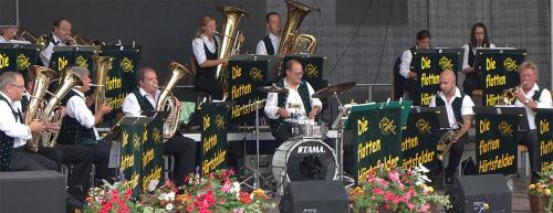 cropped-cropped-band-2.jpg